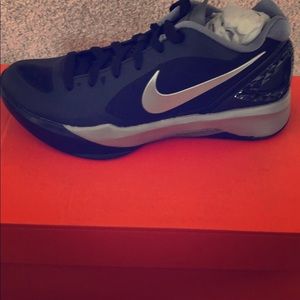 Nike volleyball shoes